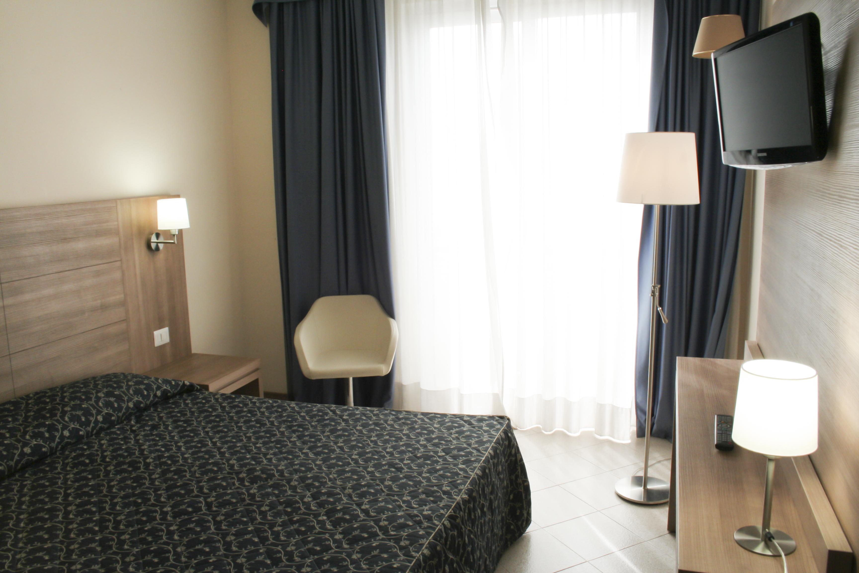 Mediterraneo Hotel 3*